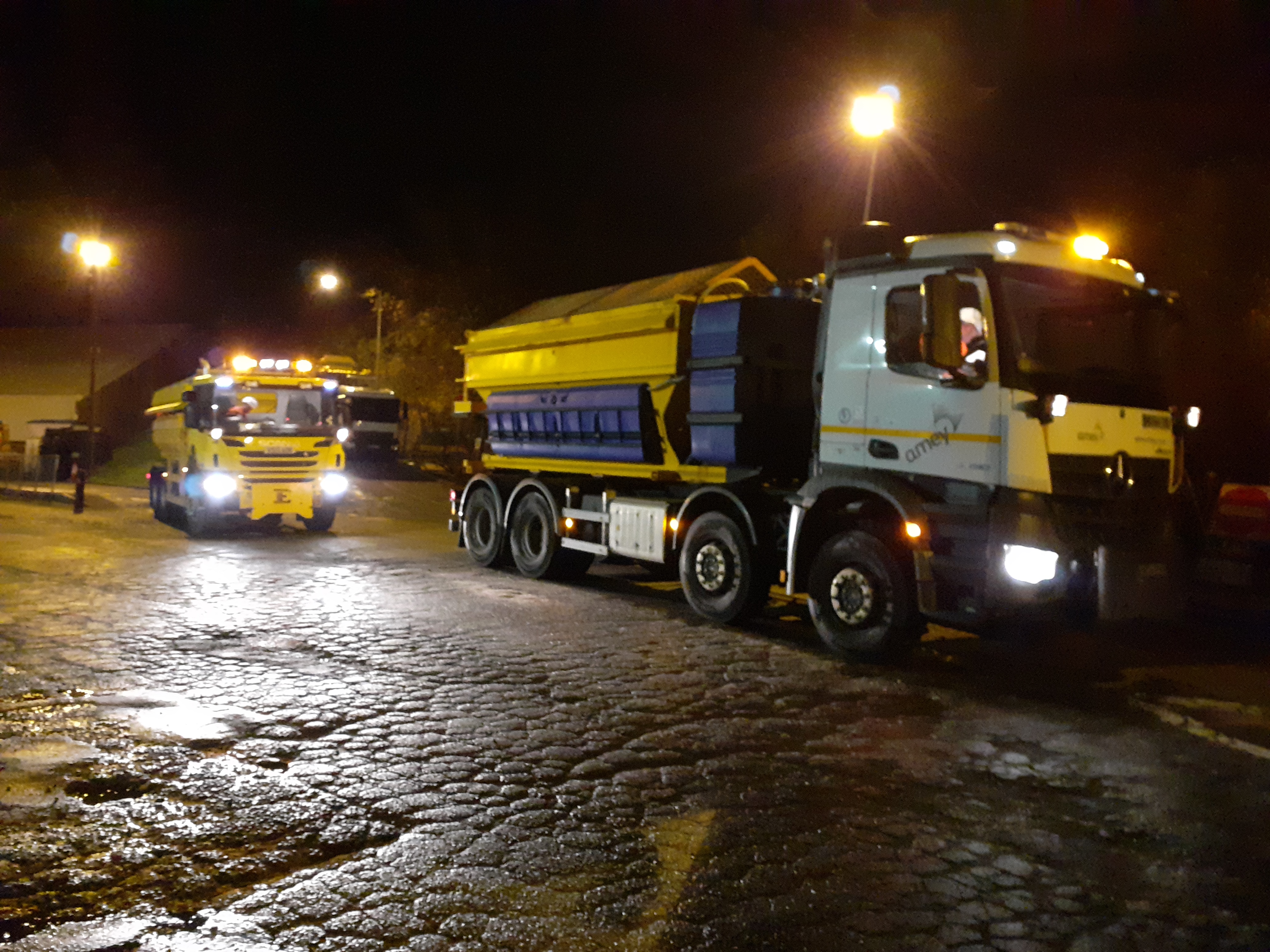 Photo 2 Gritters leaving Amey Bargeddie - 1st grit of winter 4th Nov 2020 Croly 20201104.jpg (1)